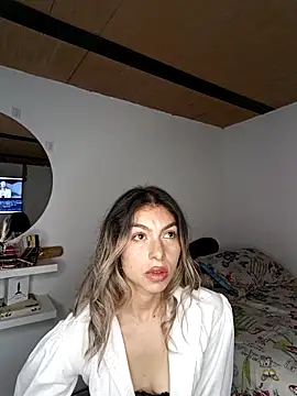 Snapshot of Karolgood3 chatting on 03.14.25 Karolgood3 online show from 03.14.25