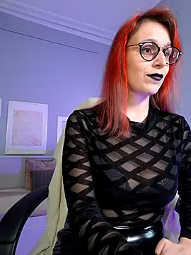 Dora Marcelli online show from 03.16.25