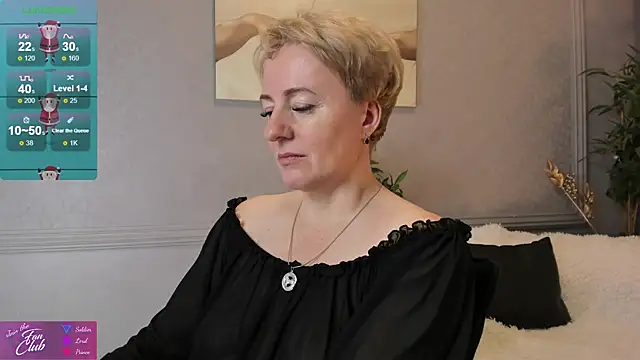 Nika Smit online show from 12.25.24