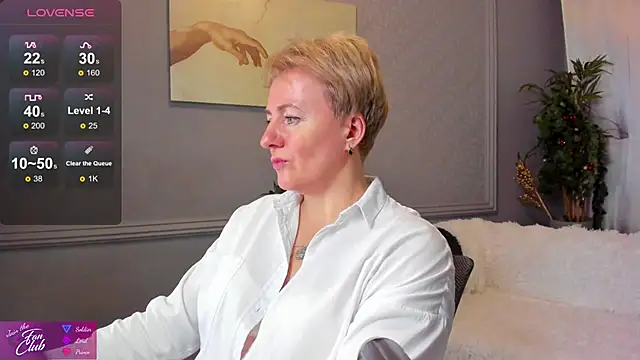 Nika Smit online show from 01.11.25