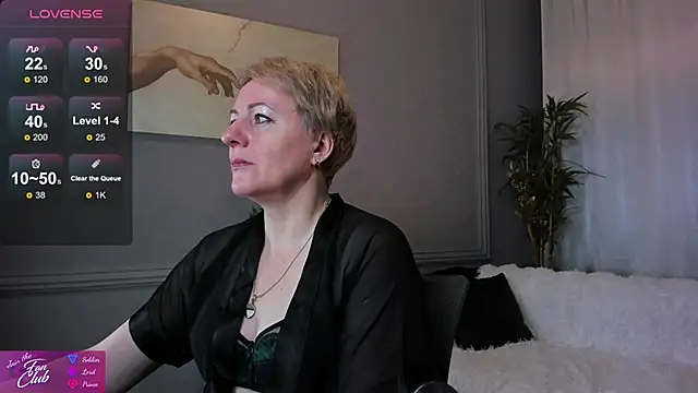 Nika Smit online show from 02.02.25