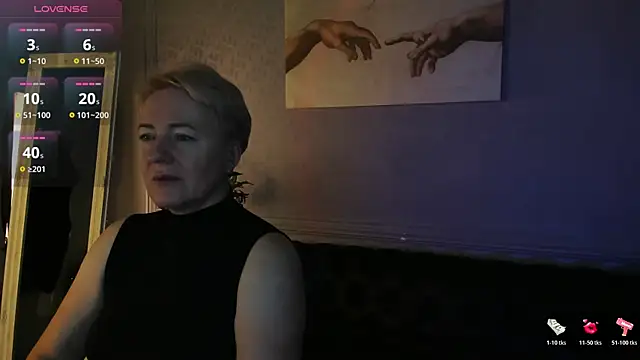 Nika Smit online show from 11.22.25