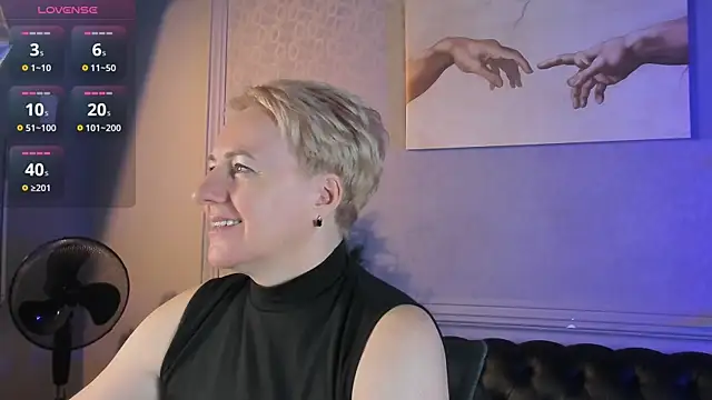 Nika Smit online show from 11.28.25