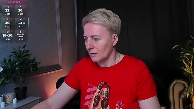 Nika Smit online show from 04.25.26