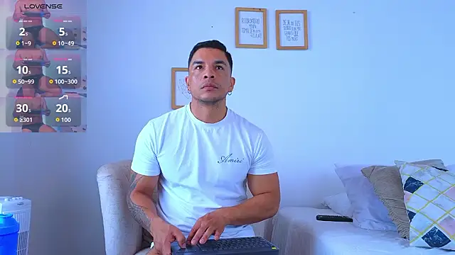 estebandelouis online show from 03.10.26