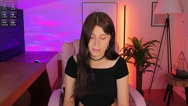 Hailey Green online show from 09.17.25