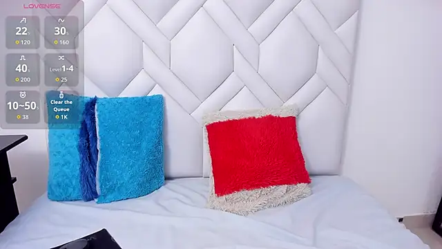 Snapshot of Analia18_ chatting on 11.07.25 Analia18 online show from 11.07.25