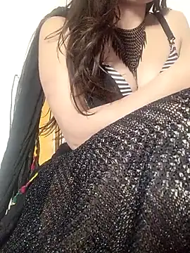 Snapshot of Lusty_Queen69 chatting on 03.01.25 Lusty Queen69 online show from 03.01.25