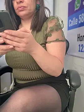 NATHALIA-28  online show from 12.17.25