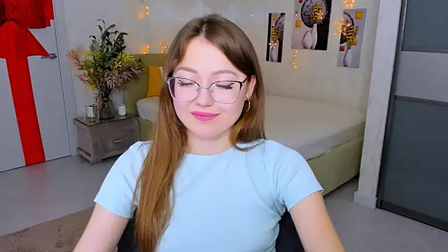 SereneFlame online show from 02.10.25