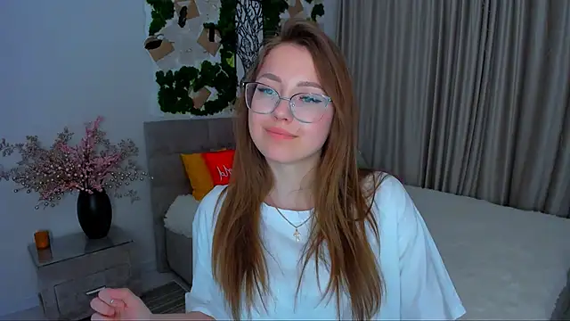 SereneFlame online show from 03.17.25