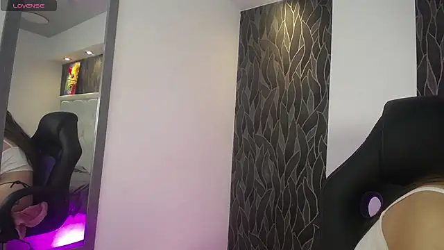 1Sloppy Fox4 online show from 11.17.25