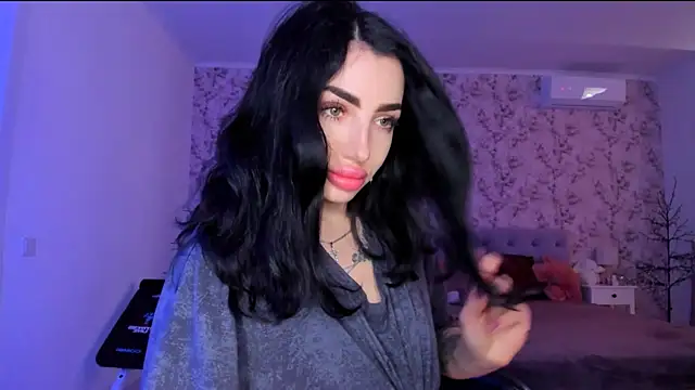 NancyLovee  online show from 06.09.26