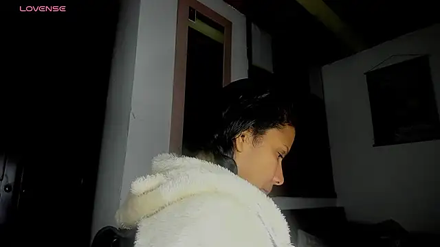 Snapshot of Nenita_Hot_ chatting on 10.01.25 Nenita Hot  online show from 10.01.25