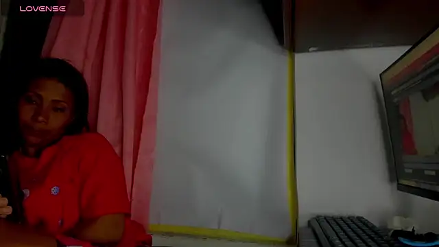 Nenita Hot  online show from 01.14.26