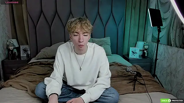 TrevorBenson online show from 10.09.25