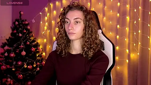 lady curls online show from 12.17.24