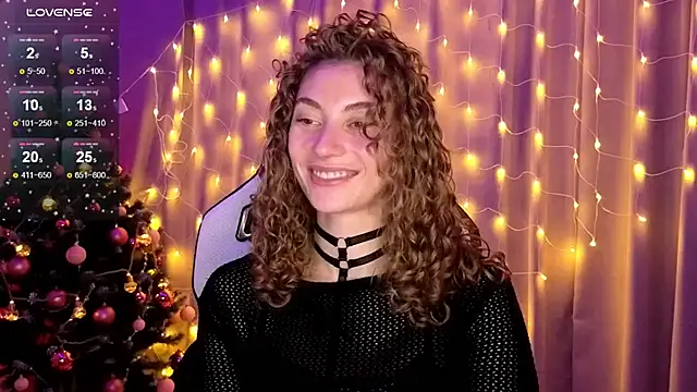 lady curls online show from 12.20.24