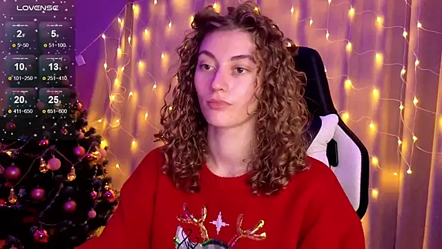 lady curls online show from 12.24.24