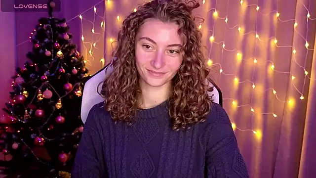 lady curls online show from 12.26.24