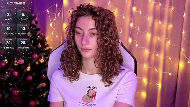 lady curls online show from 12.27.24