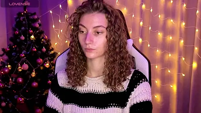 lady curls online show from 12.28.24