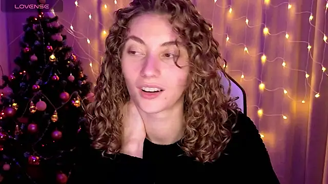 lady curls online show from 12.31.24