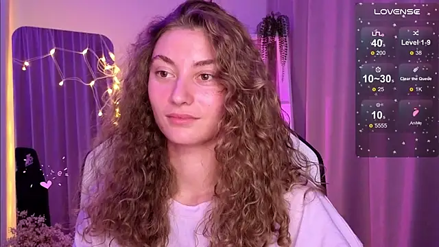 lady curls online show from 03.20.25