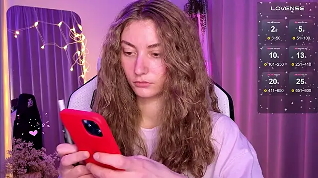 lady curls online show from 03.22.25