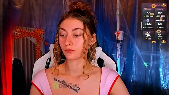 lady curls online show from 10.26.25