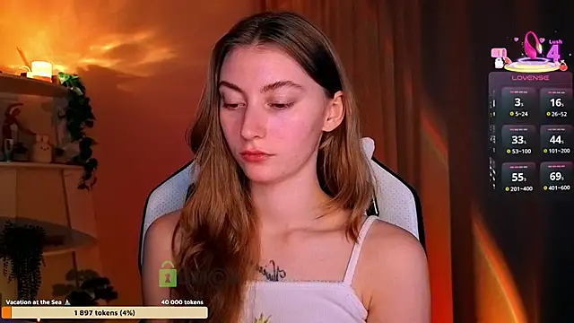 lady curls online show from 04.14.26