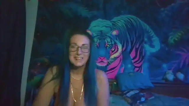 tattoomilf86 online show from 01.17.26