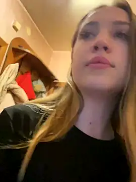 Emily the temptress  online show from 12.01.24