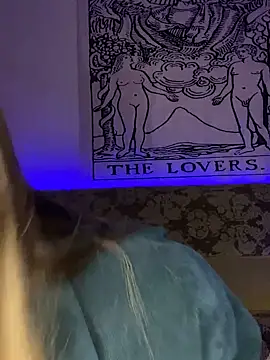 Emily the temptress  online show from 01.31.25