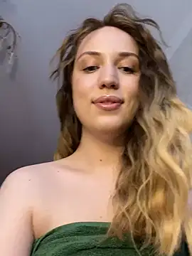 Emily the temptress  online show from 03.13.25