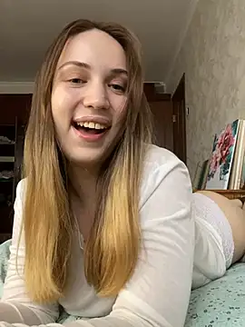 Emily the temptress  online show from 03.15.25