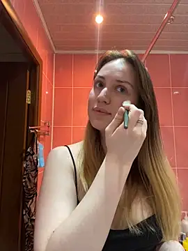 Emily the temptress  online show from 03.16.25