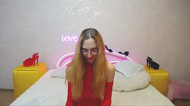 KlaryBrait online show from 03.04.25