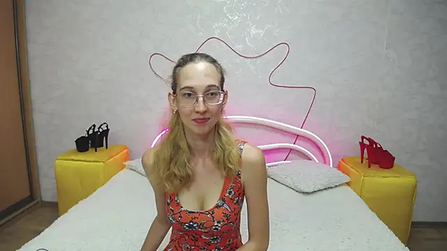 KlaryBrait online show from 09.21.25