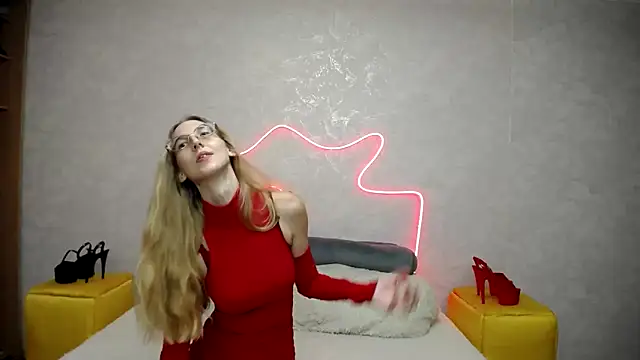 KlaryBrait online show from 10.11.25