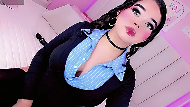 OSMARIEL SWEETT online show from 06.14.26