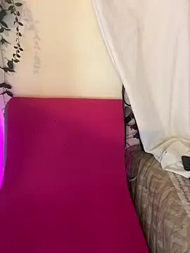 MOMALANA online show from 03.05.25