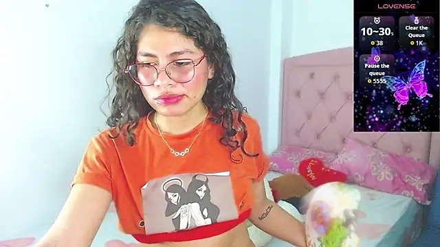 Cynthia hazel online show from 10.09.25