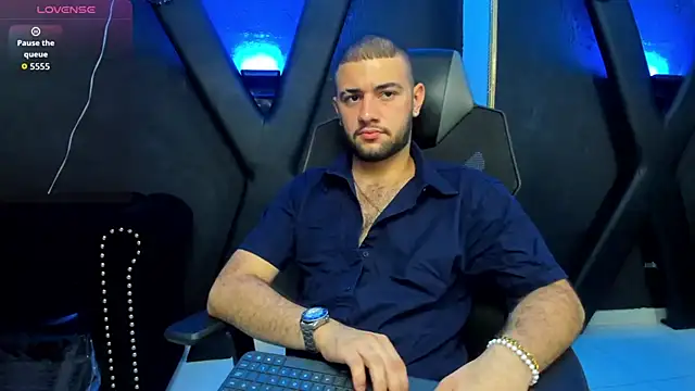 MaximusDick1  online show from 10.01.25