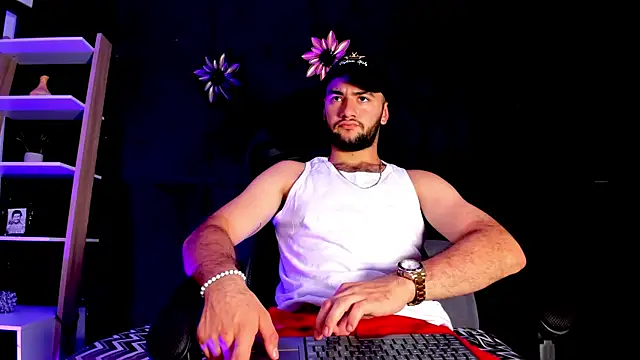 MaximusDick1  online show from 12.16.25