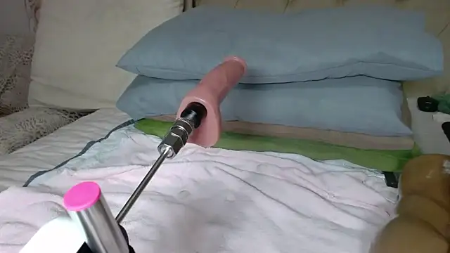 QUEENSHEBAxx01 online show from 03.06.26