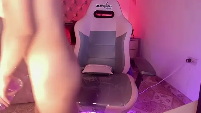 sofi soft  online show from 02.15.25