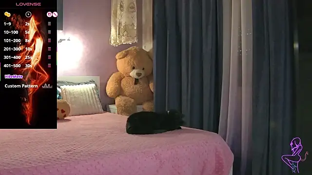 EvelynAisha online show from 01.12.26