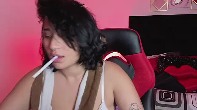 Pauilina online show from 12.24.24