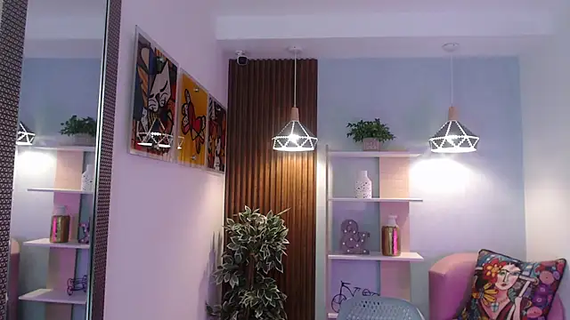 Dalila Sky online show from 04.13.26